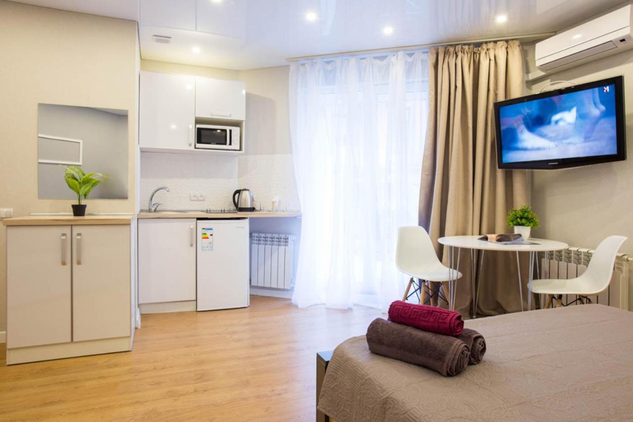 New Studio In The City Center - Mykoly Khvylovoho Str 5-2 คาร์คิฟ ภายนอก รูปภาพ