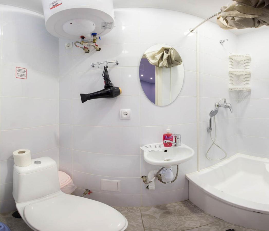 New Studio In The City Center - Mykoly Khvylovoho Str 5-2 คาร์คิฟ ภายนอก รูปภาพ